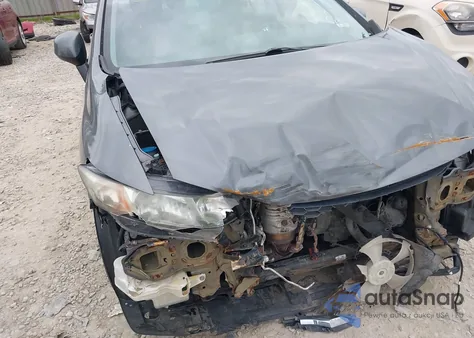 2013 Honda Civic Lx z USA, uszkodzony, nr VIN 19XFB2F5XDE052946